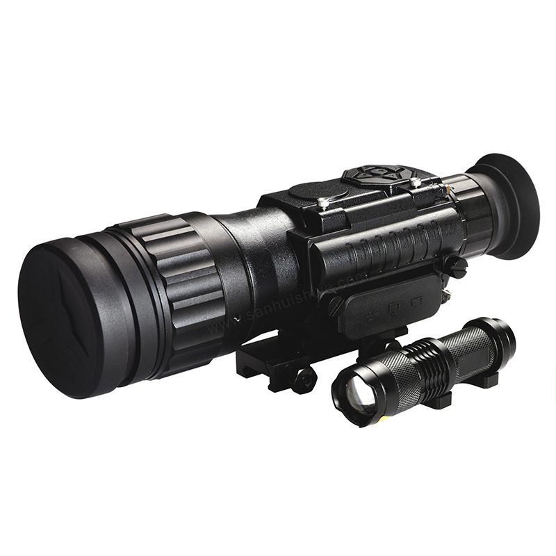 Valosähköinen muunnos Night Vision Scope